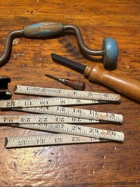Antique & new tool lot drill/driver, screw driver, chisel, folding ruler